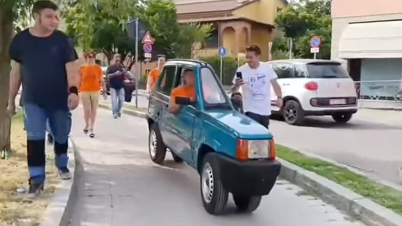 Flat Fiat Panda World's Narrowest Car