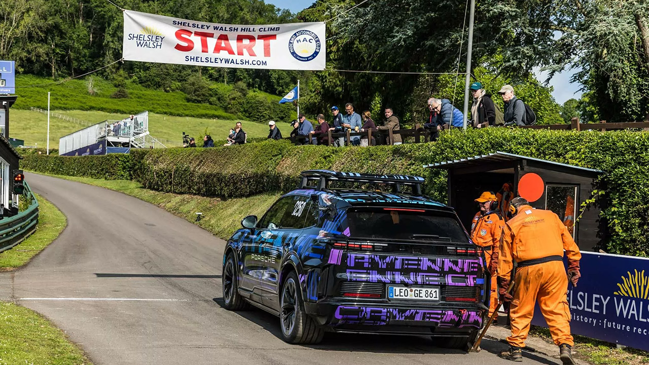 Top Gear Richard Hammond British Hill Climb Porsche Cayenne EV
