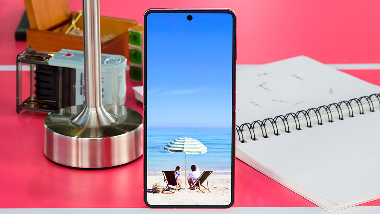 Samsung Galaxy Z Flip7 Reveal