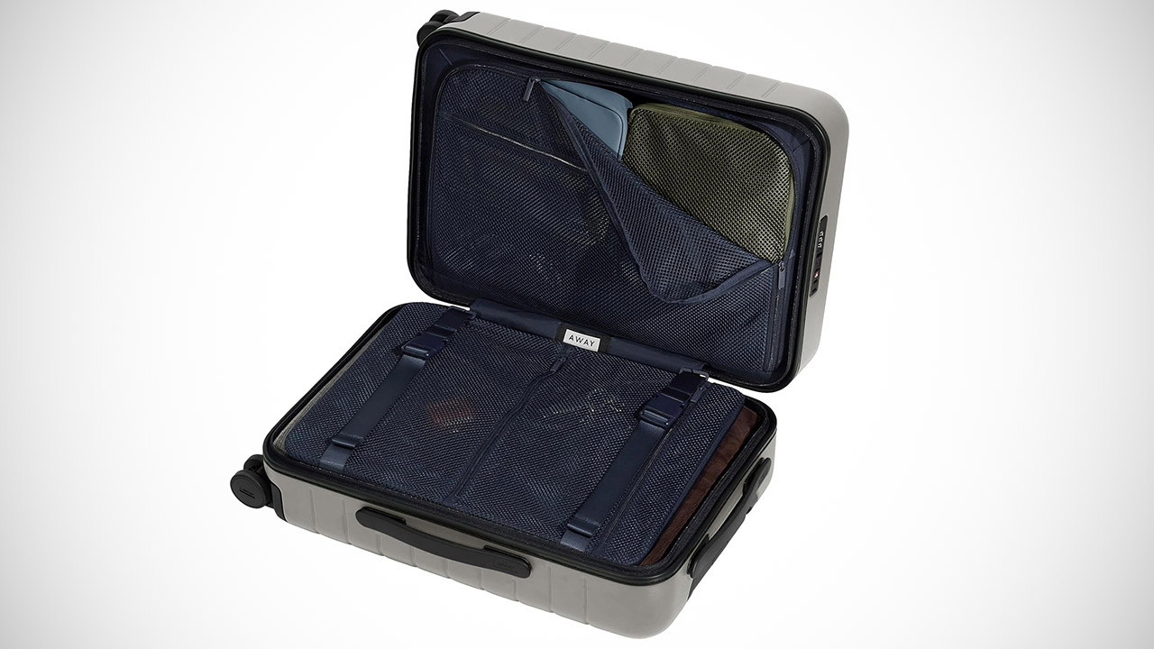Away The Carry-On Review