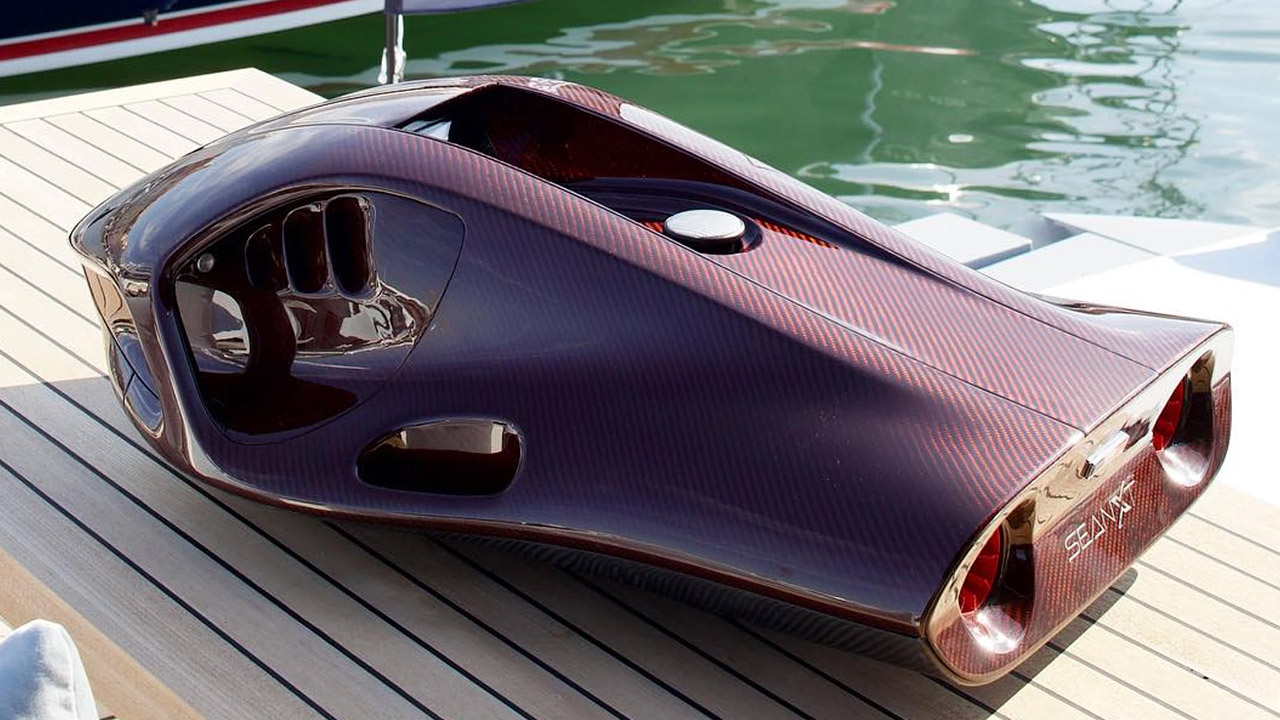 Carbon Fiber SeaNXT Underwater Scooter Takes Aquatic Adventures to the Subsequent Stage 2 Carbon Fiber SeaNXT Underwater Scooter