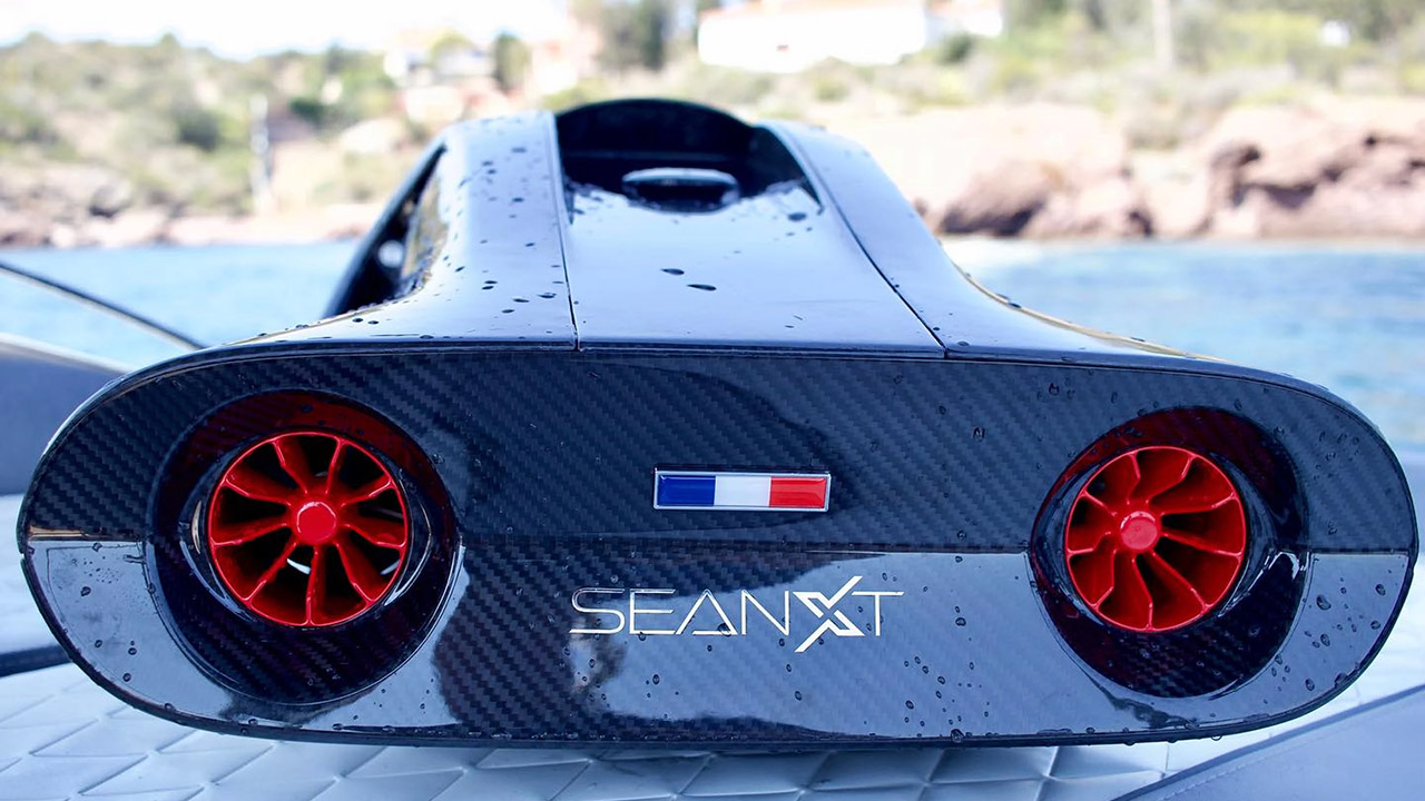 Carbon Fiber SeaNXT Underwater Scooter Takes Aquatic Adventures to the Subsequent Stage 3 Carbon Fiber SeaNXT Underwater Scooter