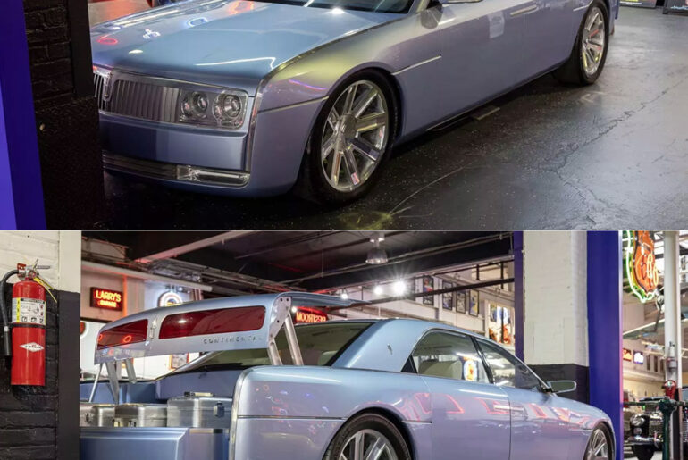 2002 Lincoln Continental Concept V12