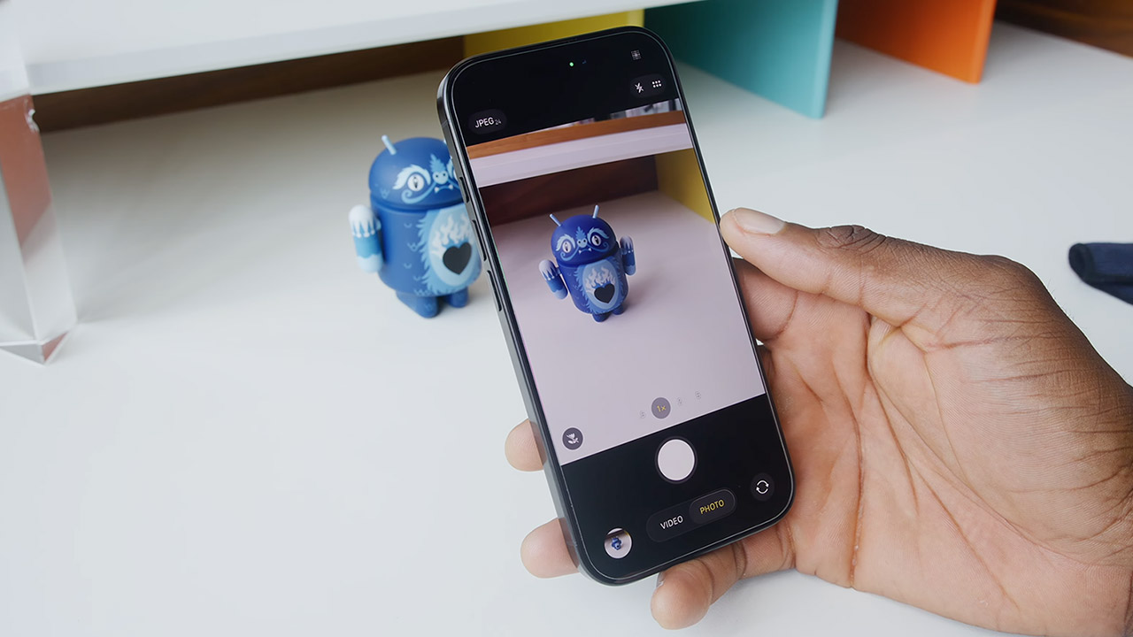 Apple iOS 26 Public Beta Hands-On Liquid Glass
