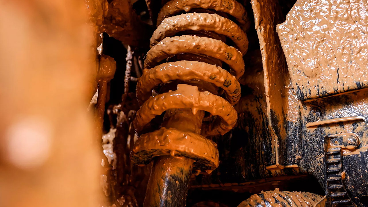 Ford Ranger Super Duty Truck 600kg Mud Test