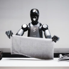 Figure Helix Humanoid Robot Fold Laundry