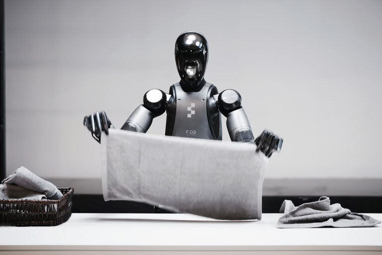 Figure Helix Humanoid Robot Fold Laundry