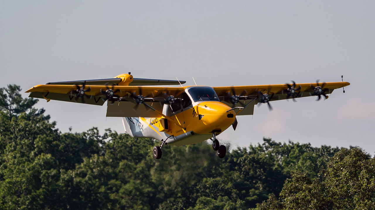 Hybrid-Electric EL2 First Public Test Flight