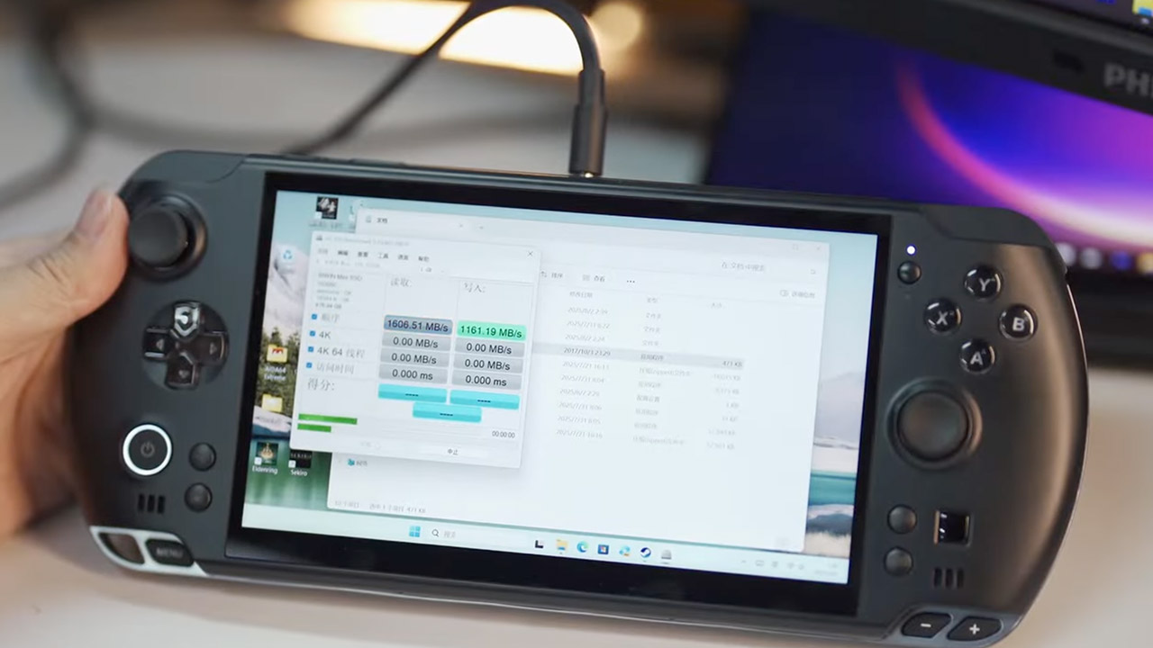 Biwin Mini SSD MicroSD