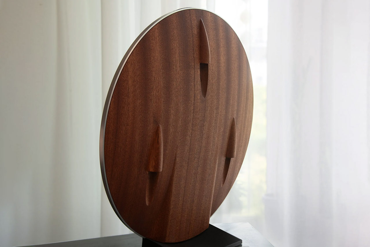 Miniot Wheel 3 Vertical Vinyl Record Player