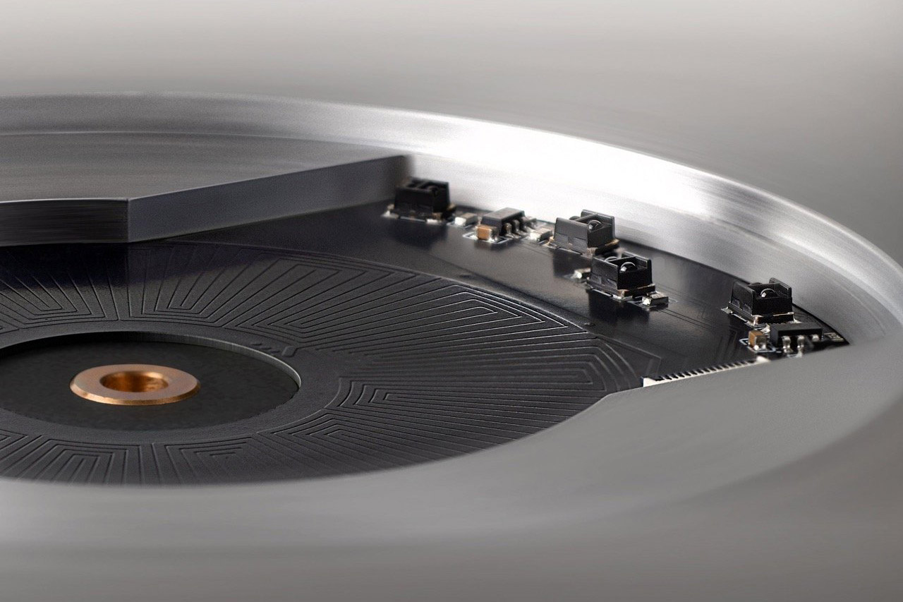 Miniot Wheel 3 Vertical Vinyl Record Player