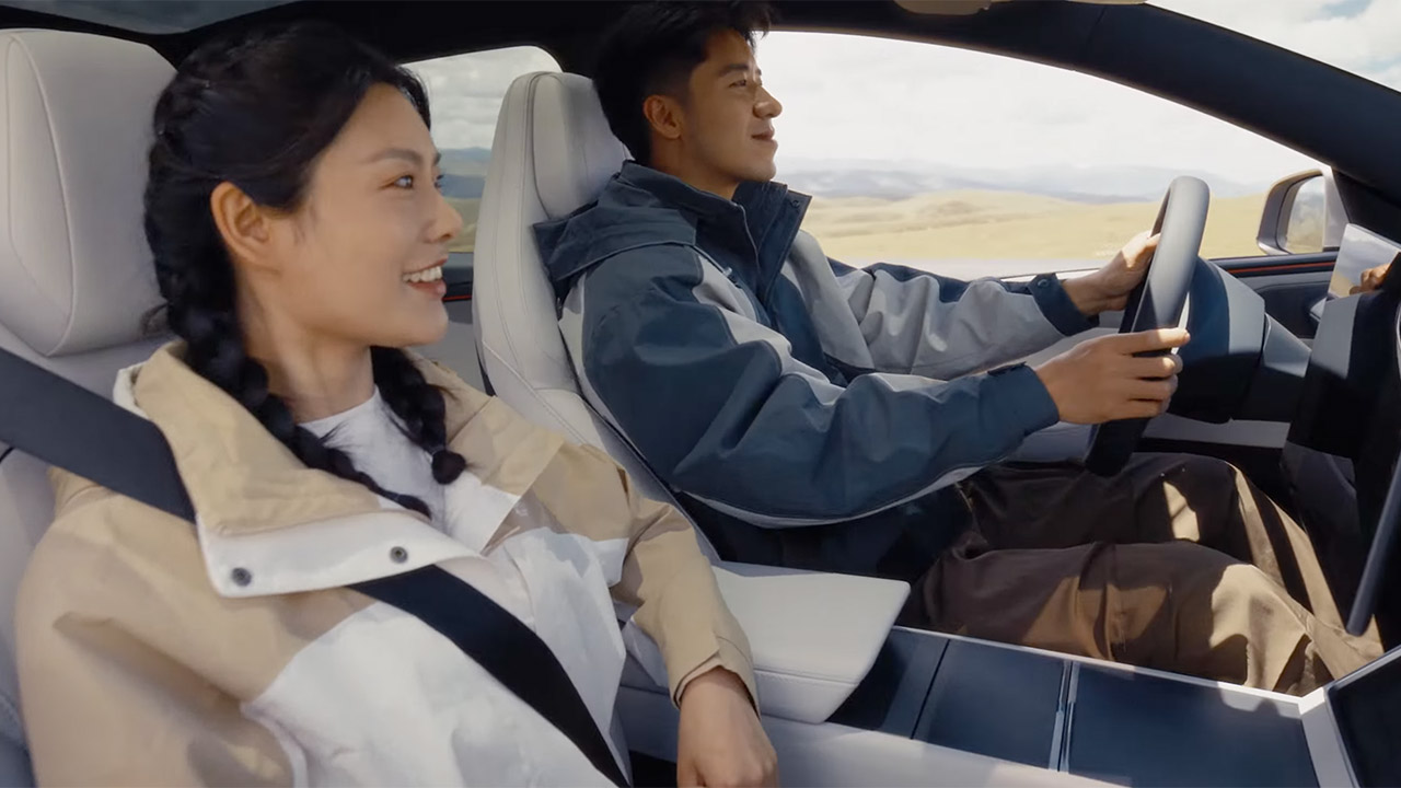 New Tesla Model Y L Six-Seat Launch Interior