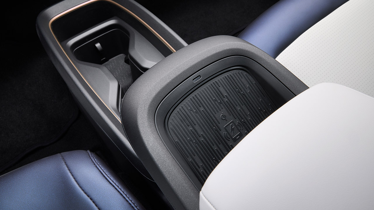 2026 Nissan LEAF Interior