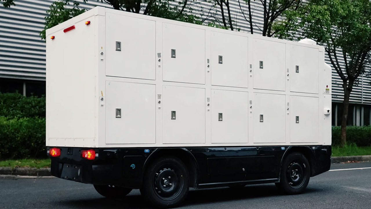 Robomart RM5 Grocery Store on Wheels Autonomous