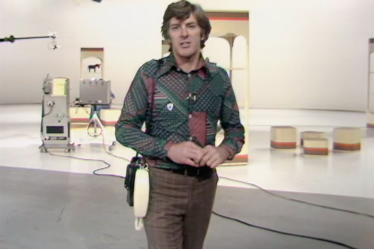 Mobile Phone Radiophone 1976 BBC Blue Peter