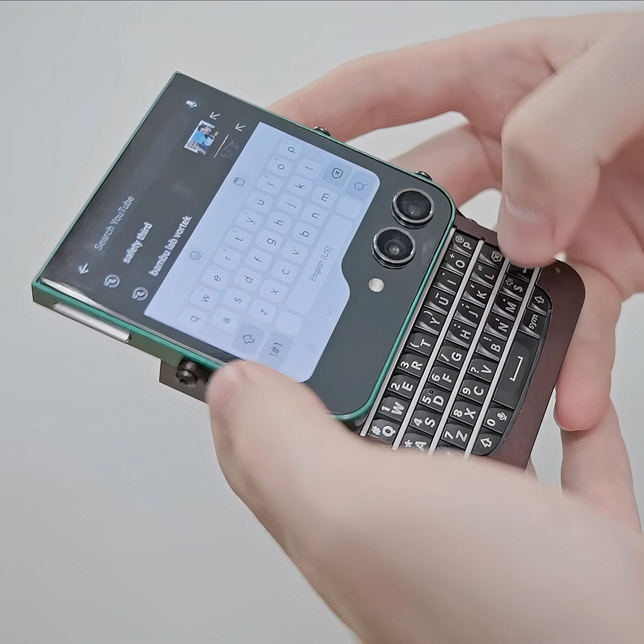 Marcin Plaza Homemade DIY Smartphone