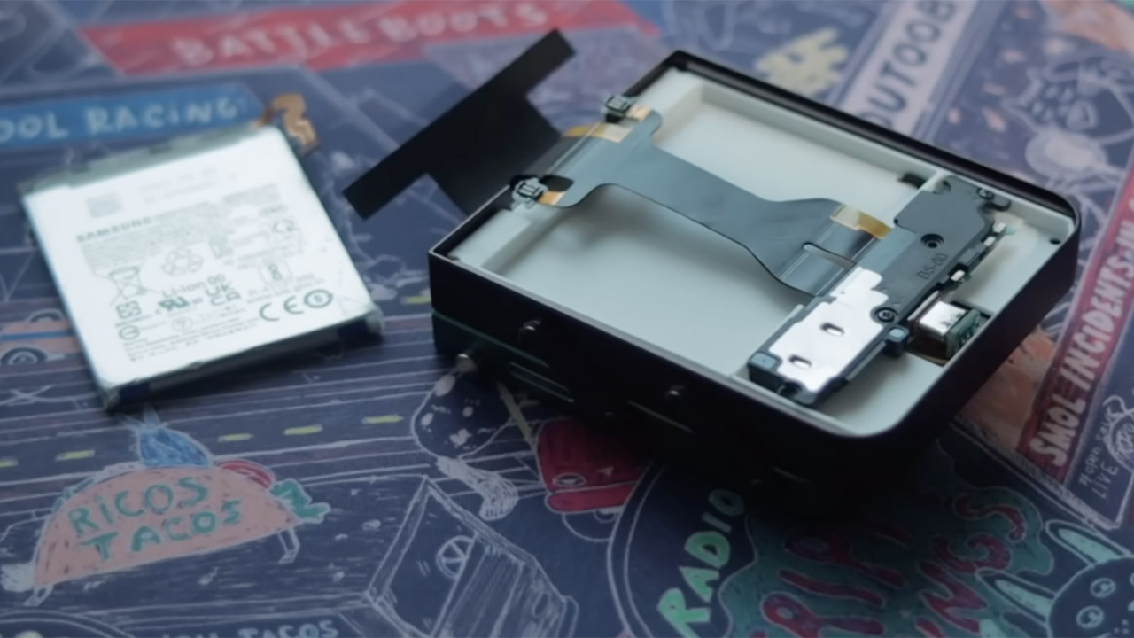 Marcin Plaza Homemade DIY Smartphone