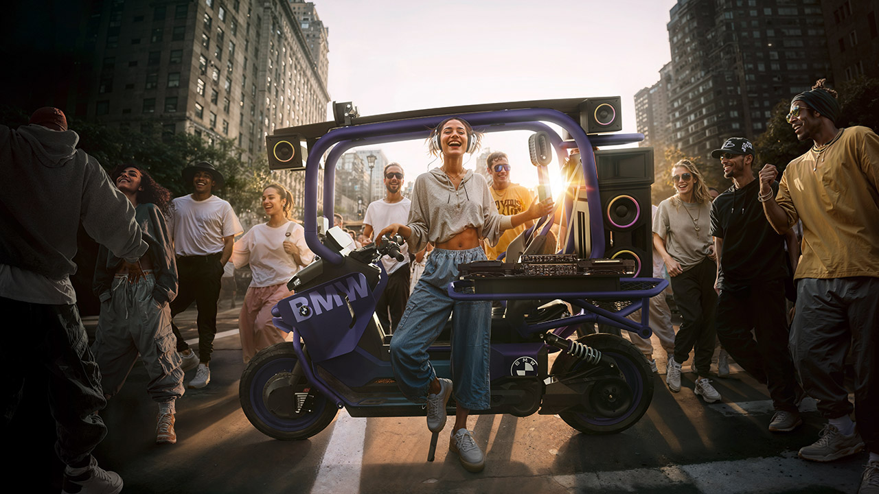 BMW Motorrad Vision CE Electric Scooter