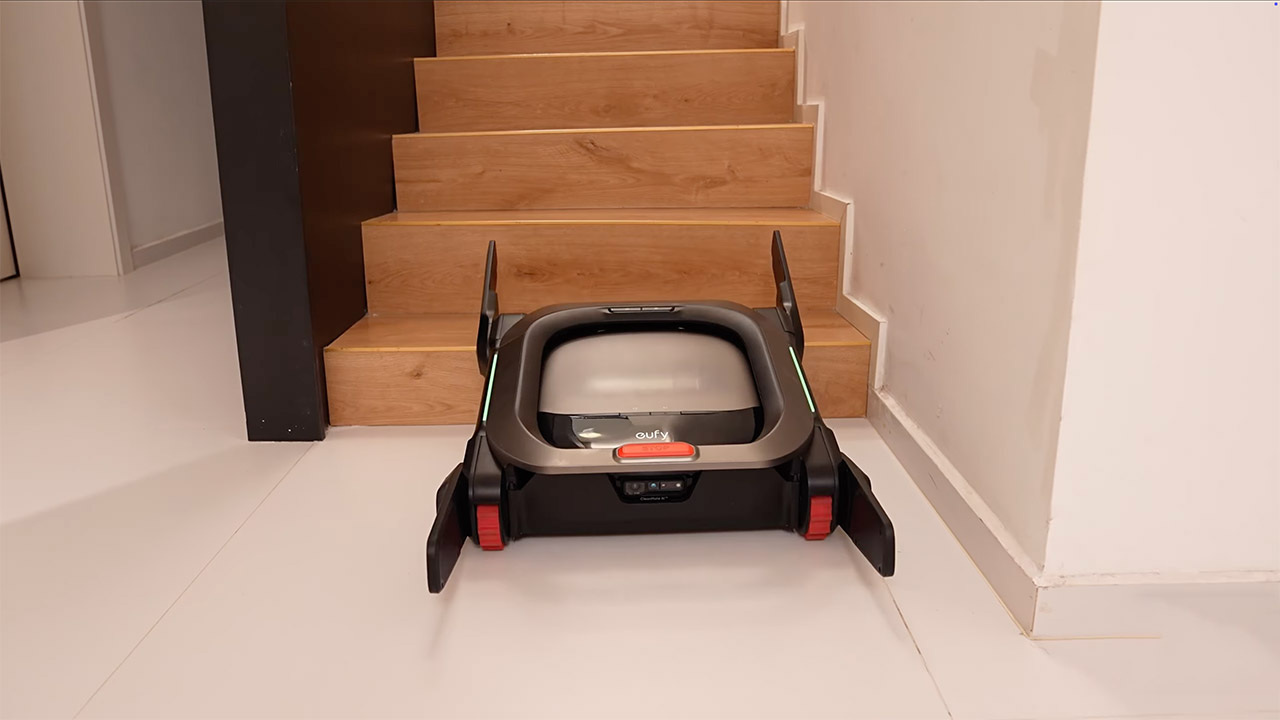 Eufy MarsWalker Robot Vacuum Climb Stairs