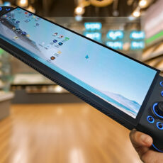 Ultrawide Handheld Gaming PC