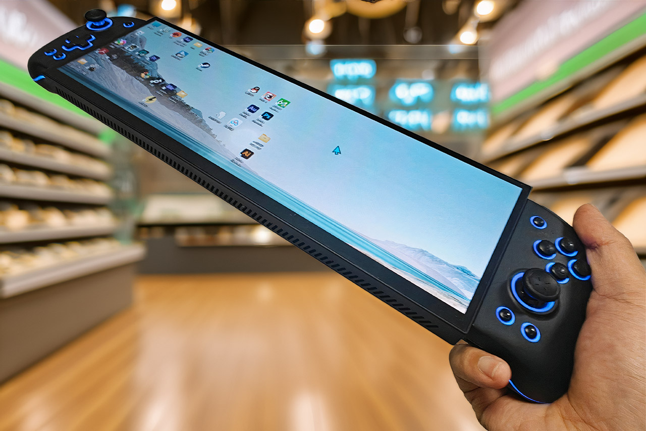 Ultrawide Handheld Gaming PC