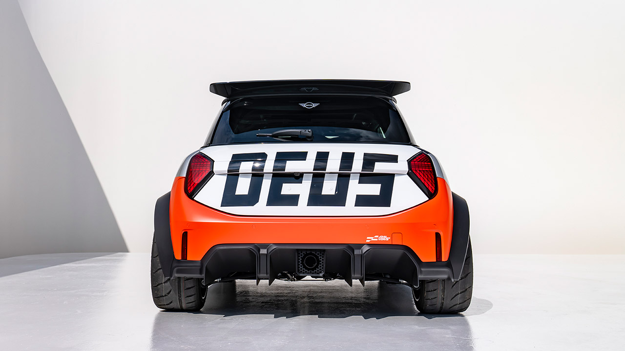 MINI JCW x Deus x Machina The Machina
