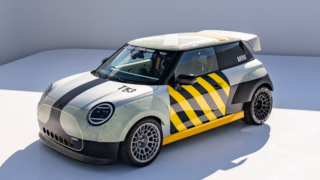 MINI JCW x Deus x Machina The Kreg
