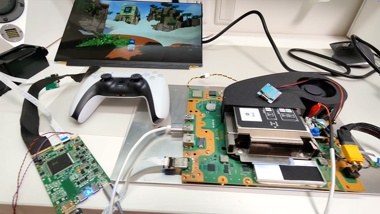 DIY PlayStation 5 Portable Edition
