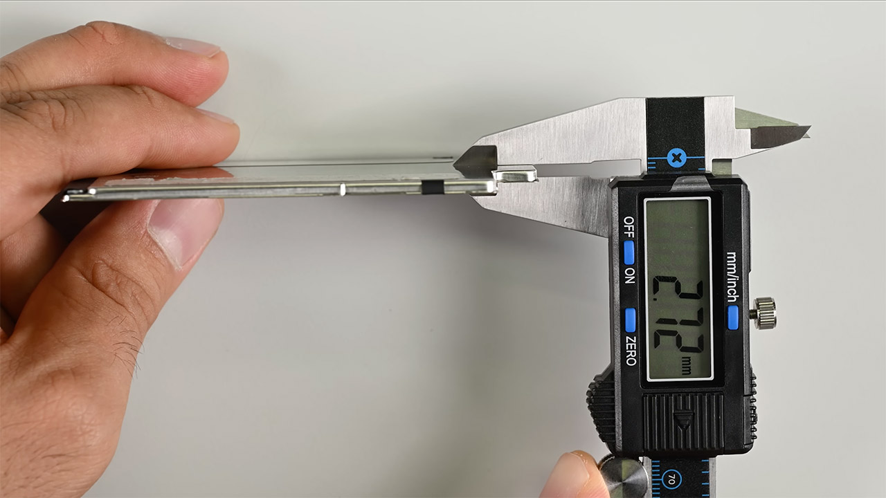 iPhone Air MagSafe Battery Teardown
