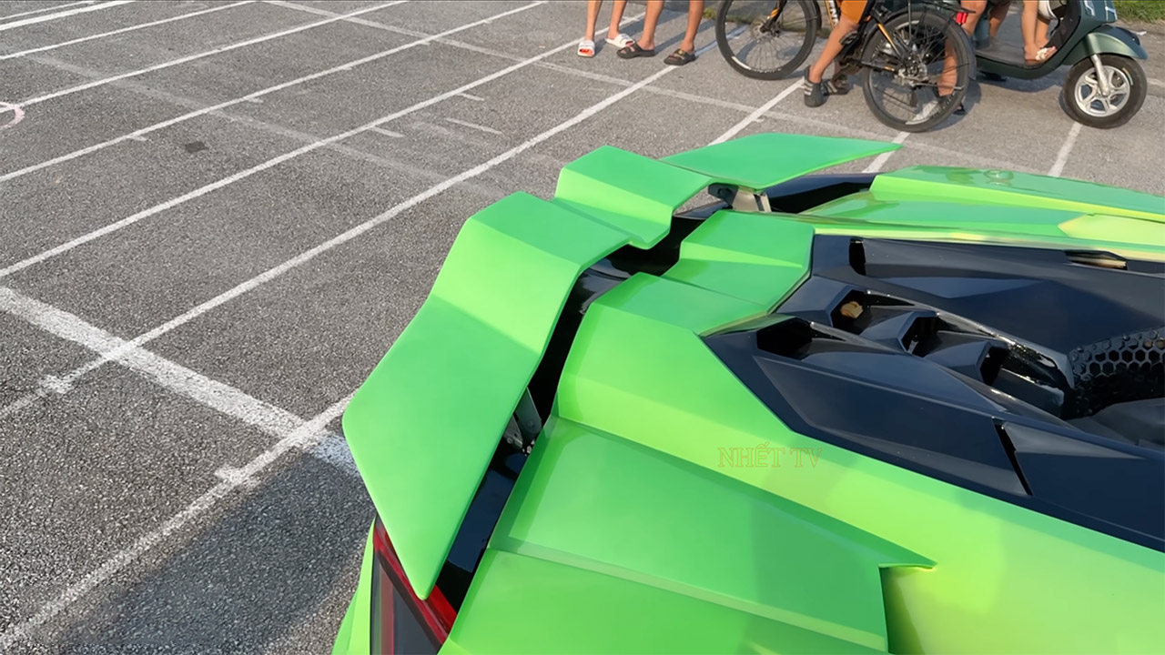 Lamborghini Revuelto Knockoff Replica Nissan Maxima