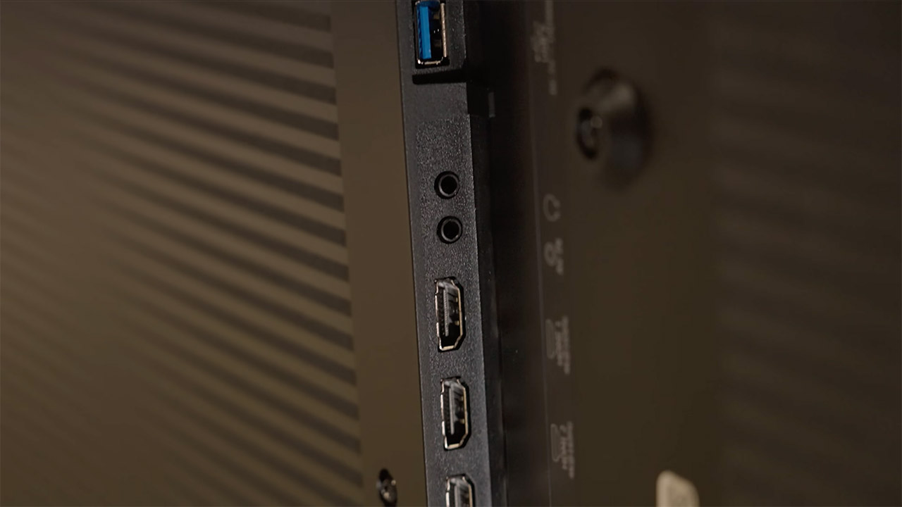 Hisense 116" UX RGB Mini LED TV Unboxing