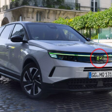 Opel Grandland Prototype Pedestrian Display