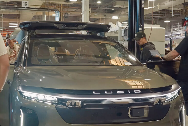 Lucid Uber SUV Robotaxi Delivery