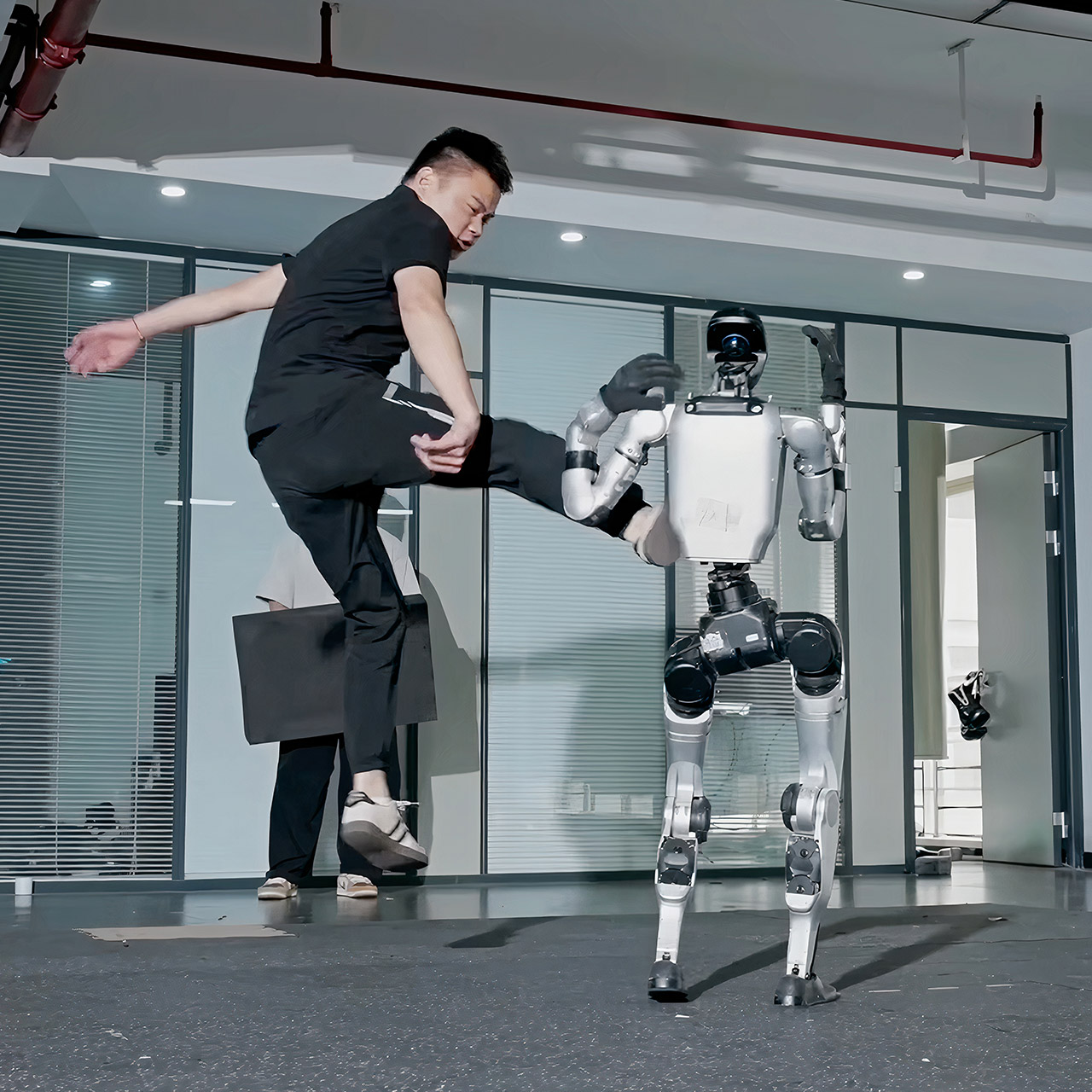 Unitree G1 Humanoid Robot Anti-Gravity Mode