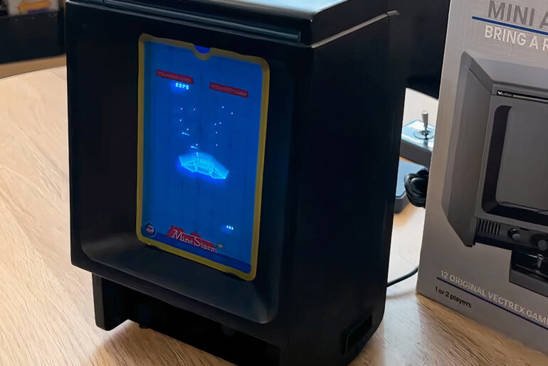 Vecrtrex Mini Console