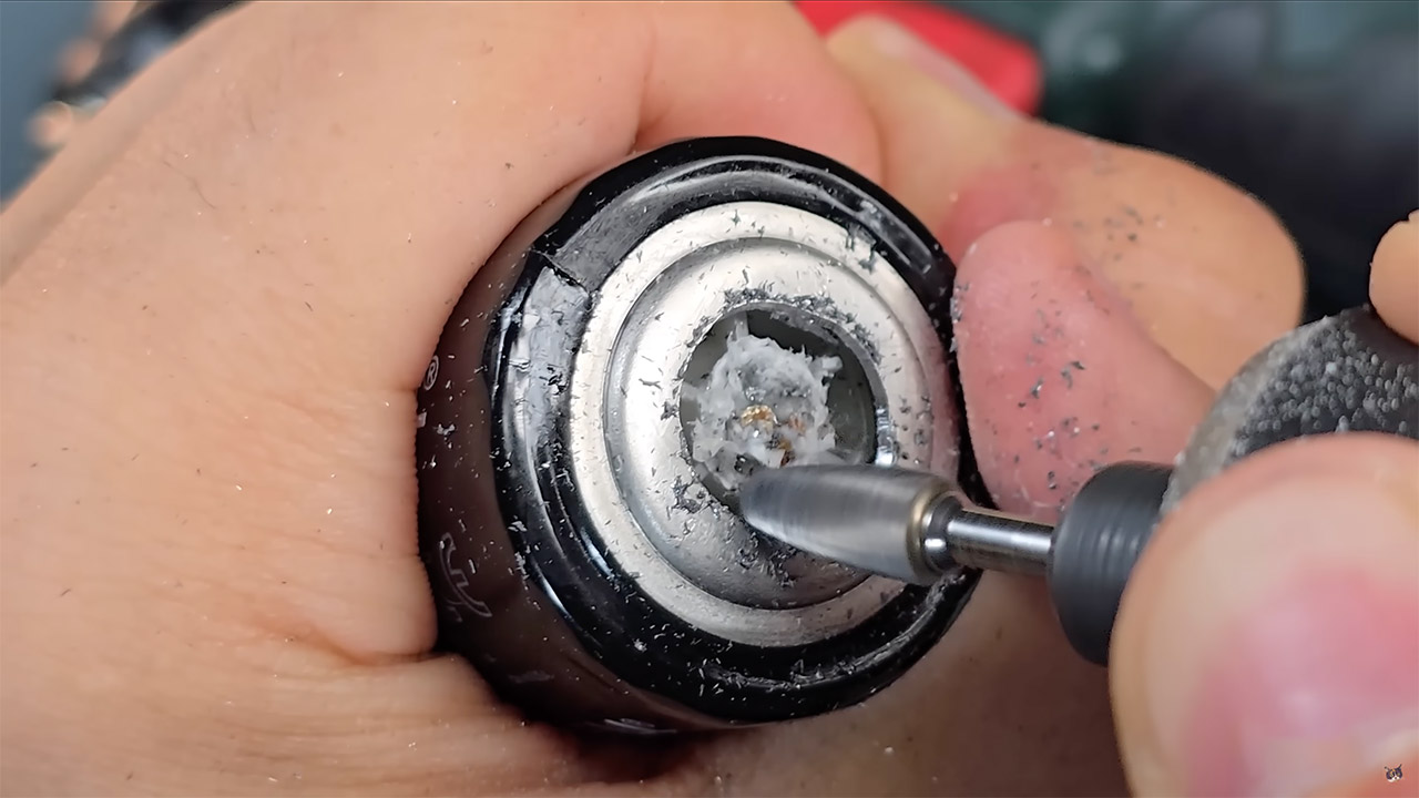 Duracell Battery Bluetooth Speaker Mod
