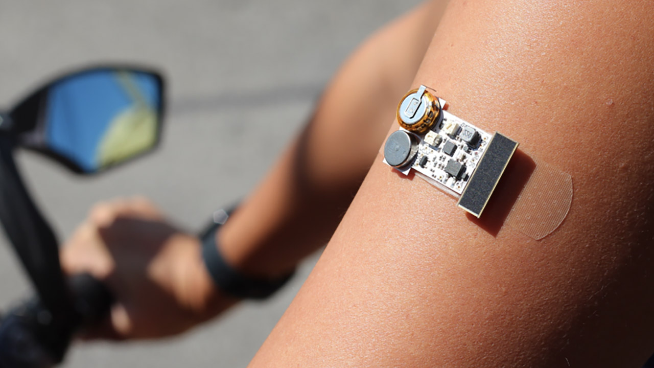 Hapt-Aid Self-Powerd Band-Aid Wearable