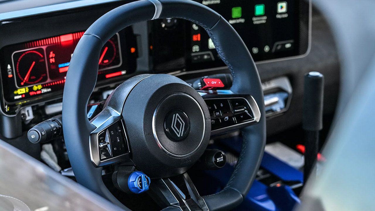 Renault 5 Turbo 3E Interior