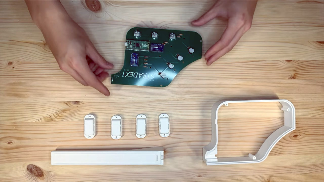Stradex1 3D-Printed Violin
