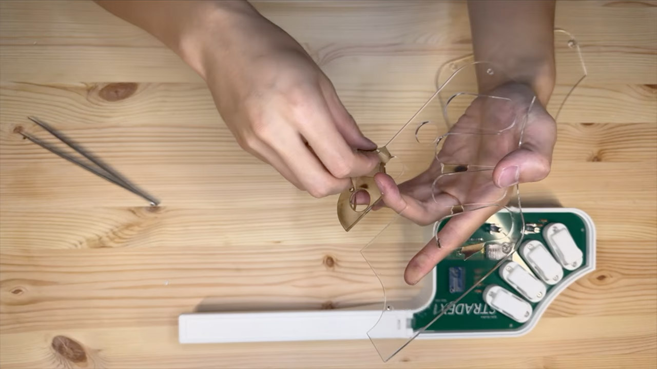 Stradex1 3D-Printed Violin