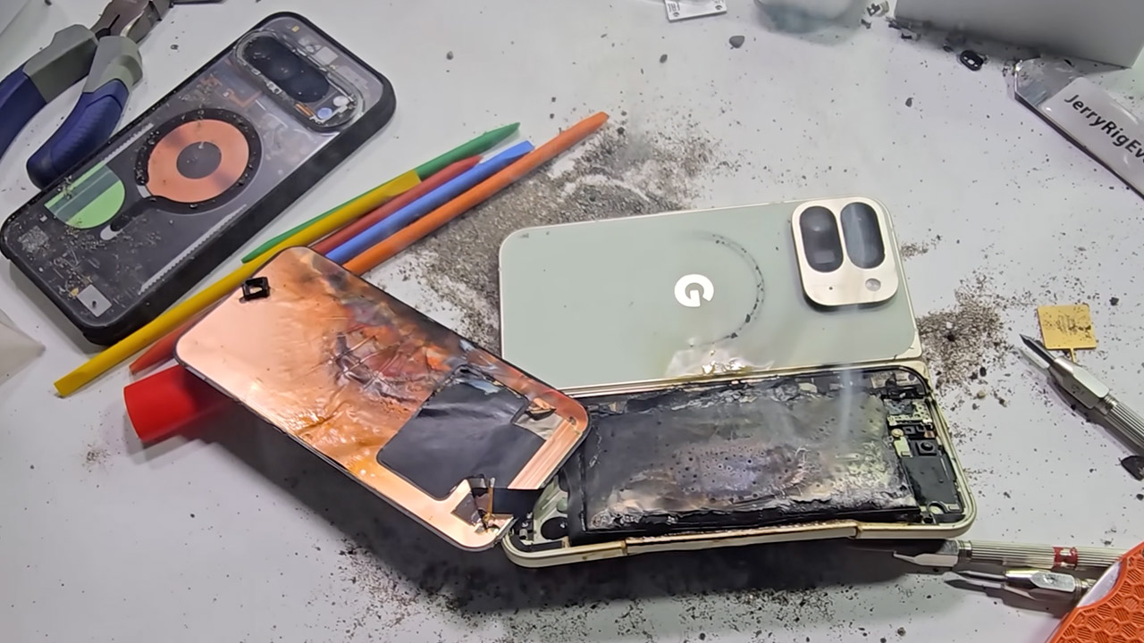 Google Pixel 10 Pro Fold Teardown Durability Test