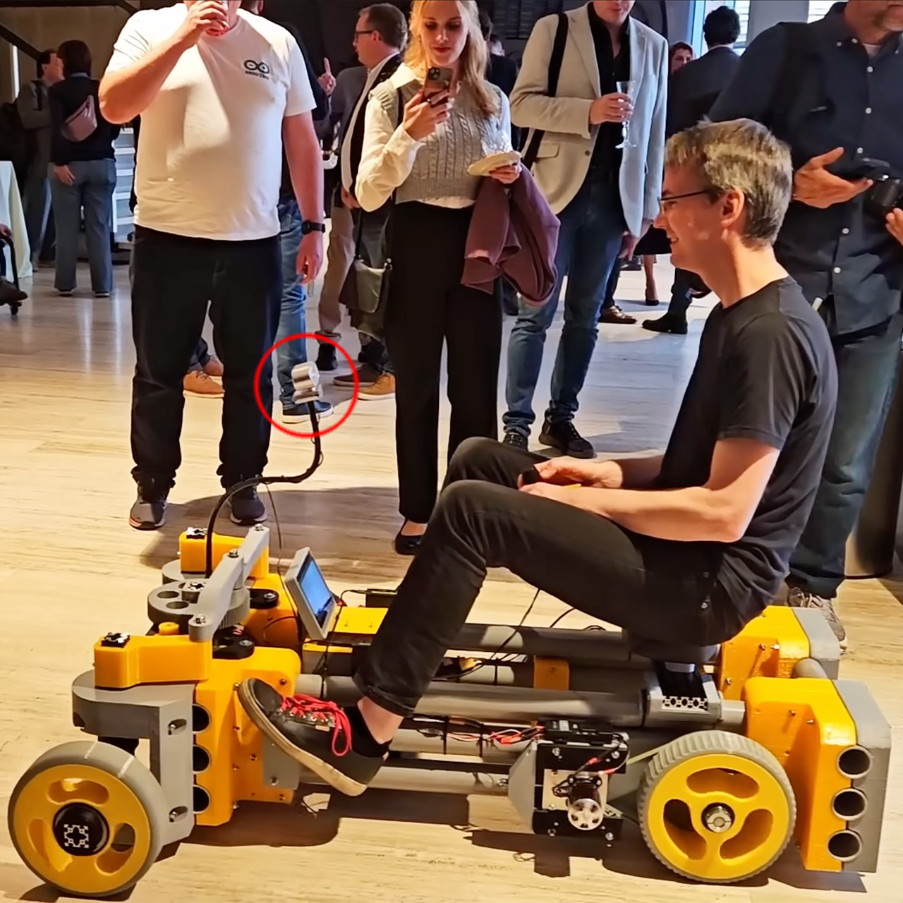 James Bruton Face-Controlled Car Arduino UNO Q Computer
