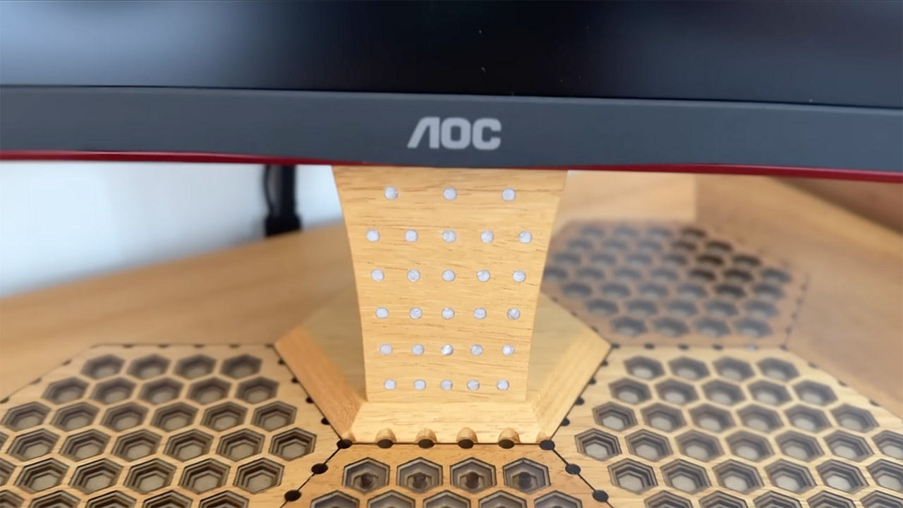 Computer Desk Beehive Activity
