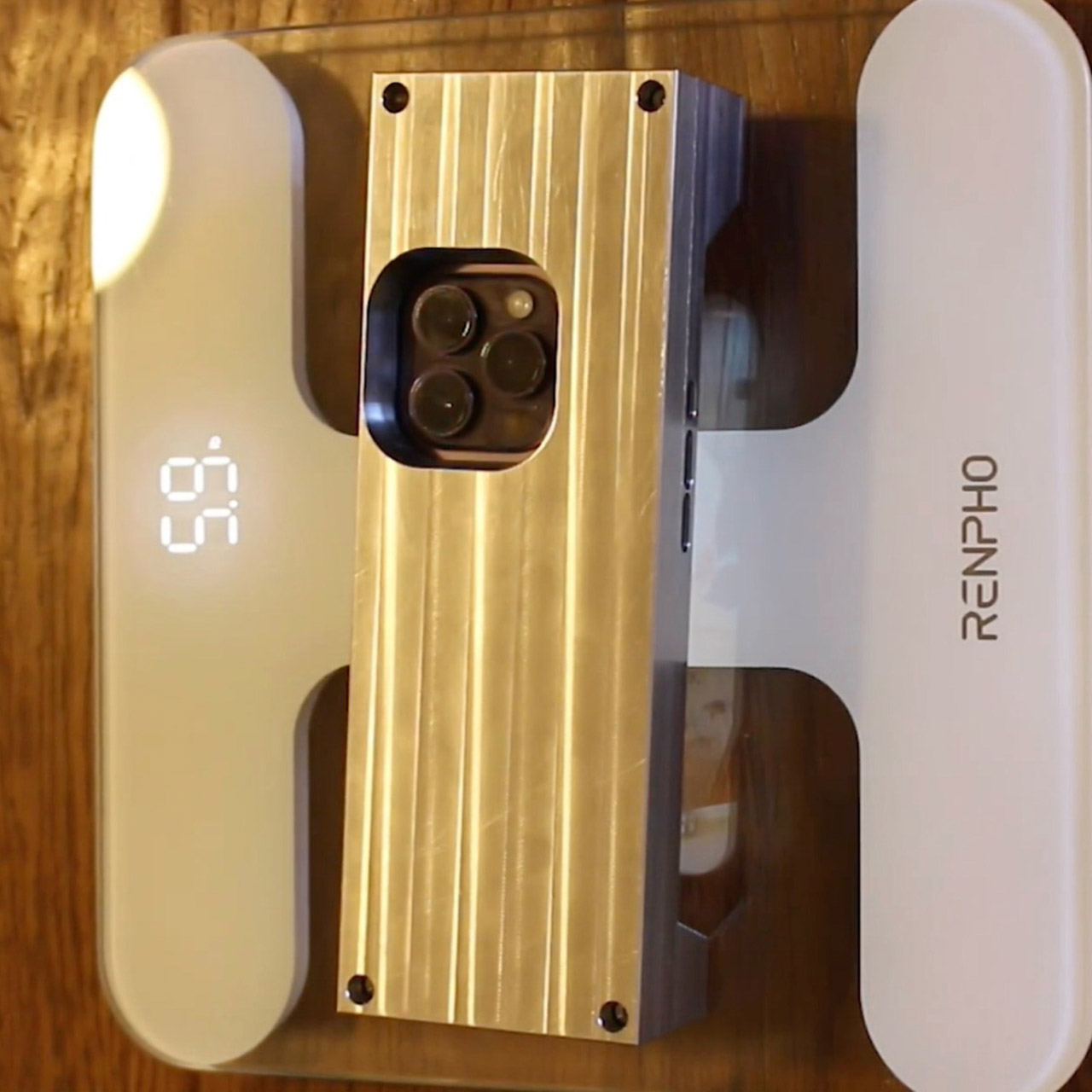 Matter Neuroscience 6 Pound Phone Case