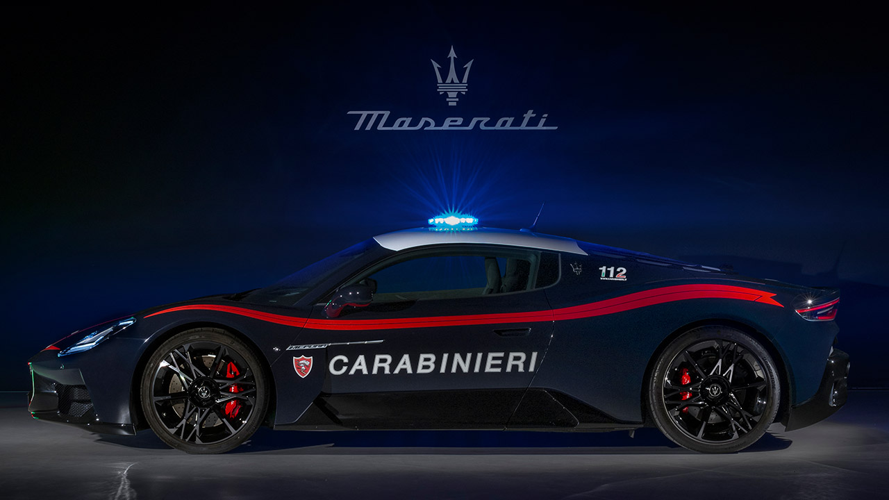 Maserati MCPURA Joins Italy's Carabinieri, is a Supercar Constructed for Saving Lives 3 Maserati MCPURA Italy Carabinieri