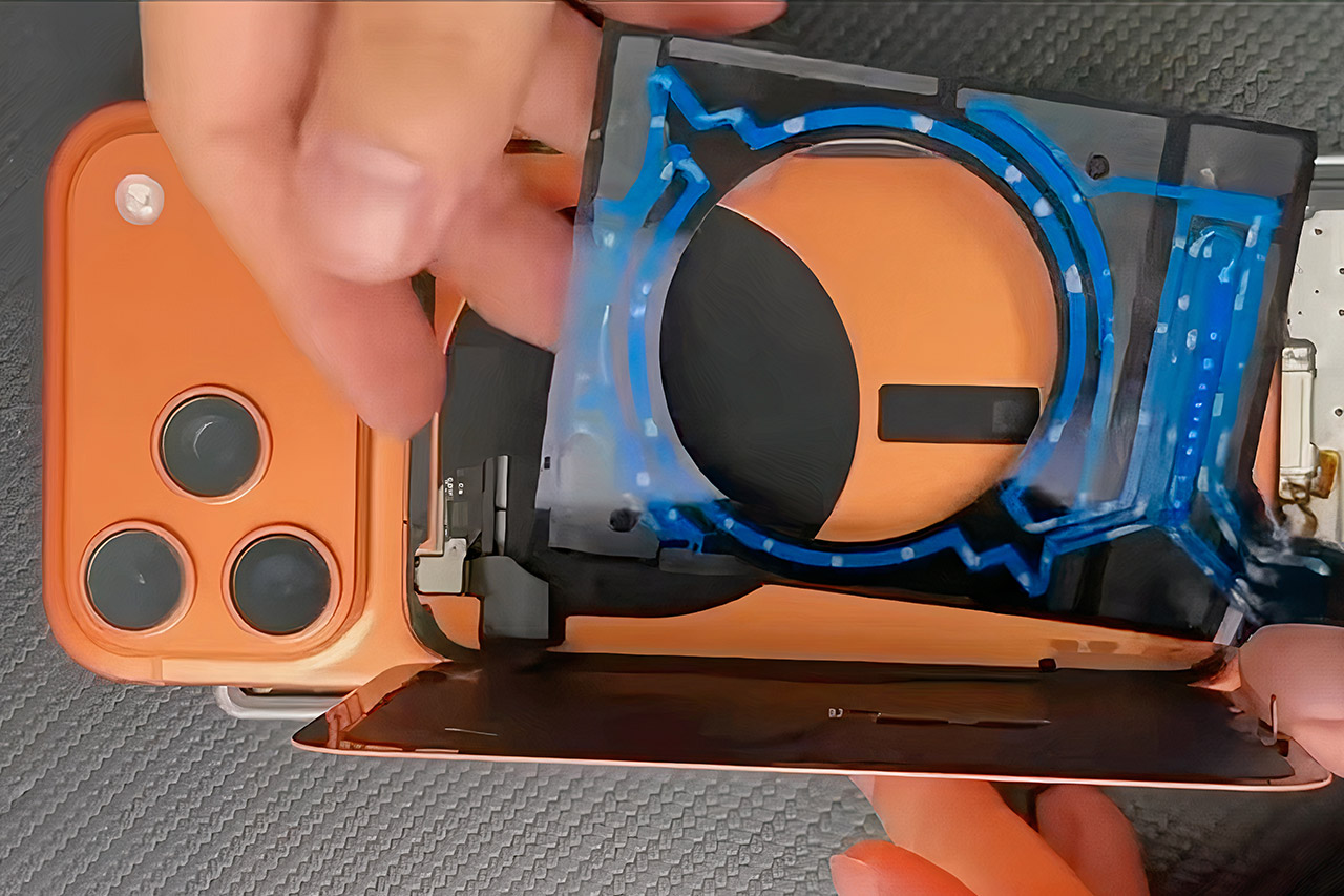 iPhone 17 Pro Max Liquid Air Cooling Mod