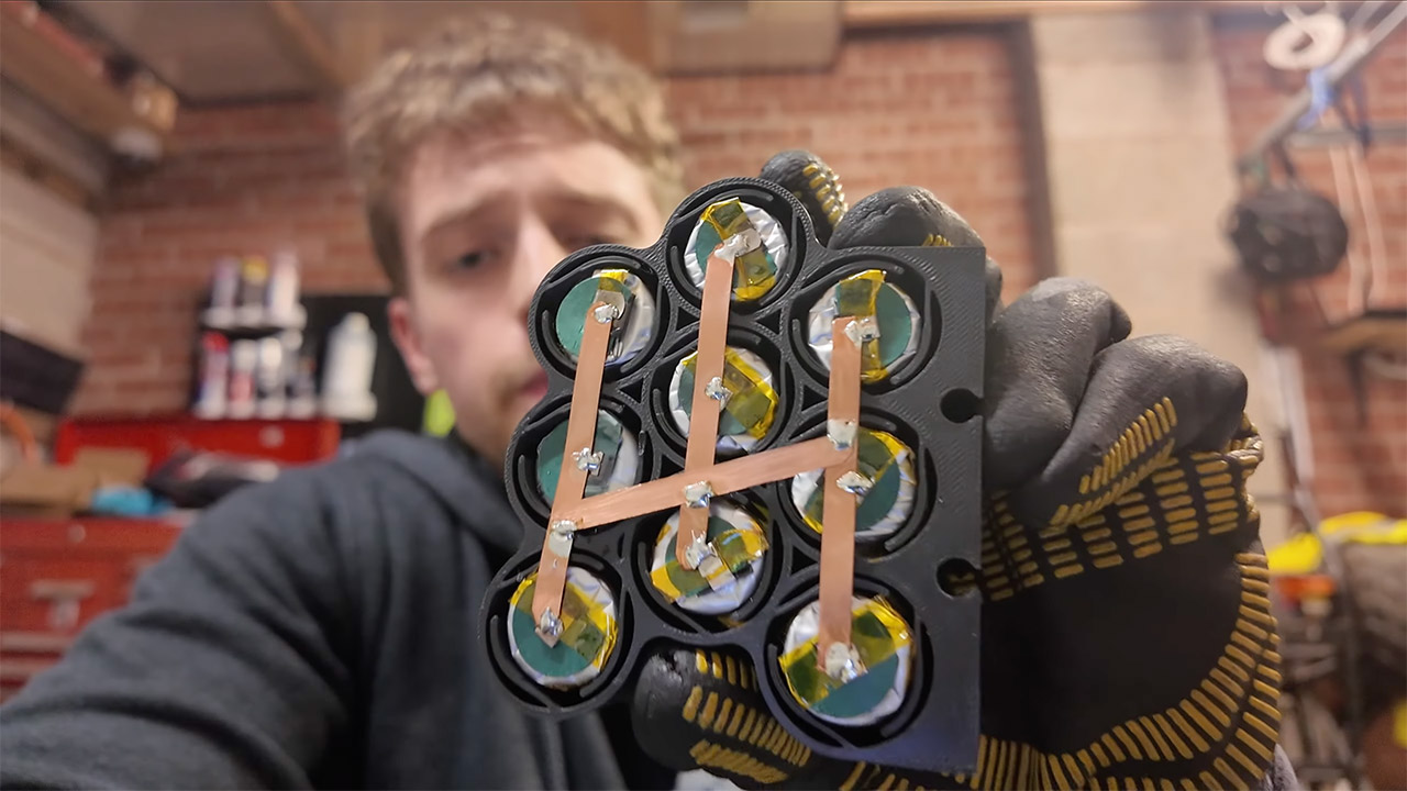 Overlook the Tesla Powerwall, this Engineer Used 500 Disposable Vapes to Construct His Personal Model 2 Disposable Vape Powerwall Homemade