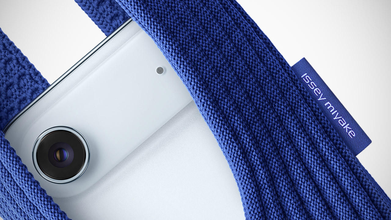 Apple iPhone Pocket Case Accessory