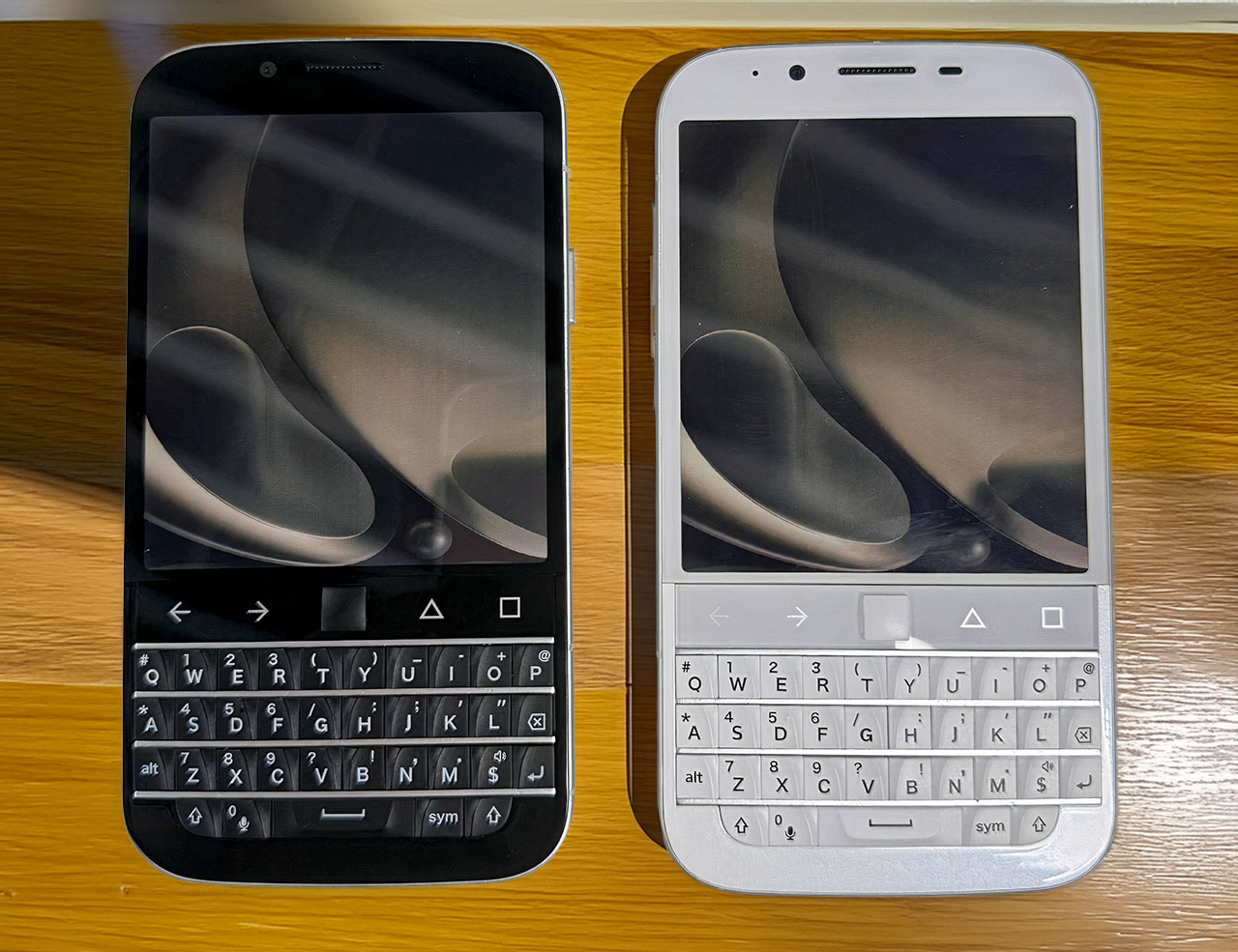 Zinway Q27 Smartphone BlackBerry Leak