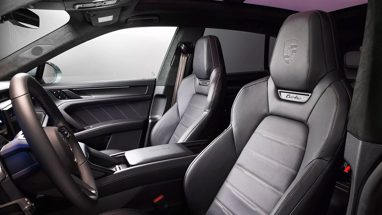 2026 Porsche Cayenne Electric Interior